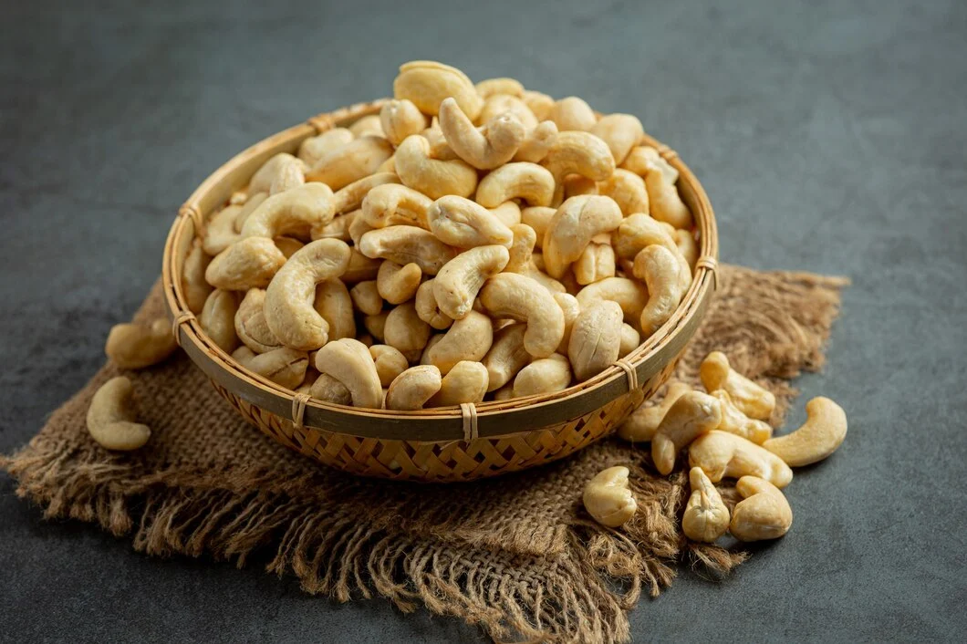 Why Cashews Are Good for Energy & Immunity